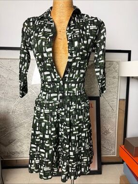SAMANTHA SUNG green white dress Size 2